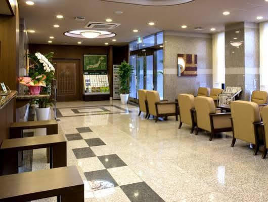 Hotel Route-Inn Hofu Ekimae Екстер'єр фото